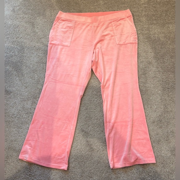 Juicy Couture Light Pink Velour 2 Piece Tracksuit Set - Picture 3 of 7